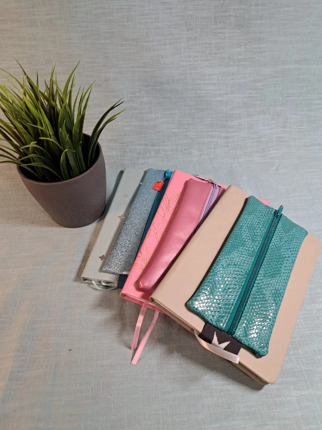 ta.tz creativ, Buchcover und ein kleiner Blumentopf
