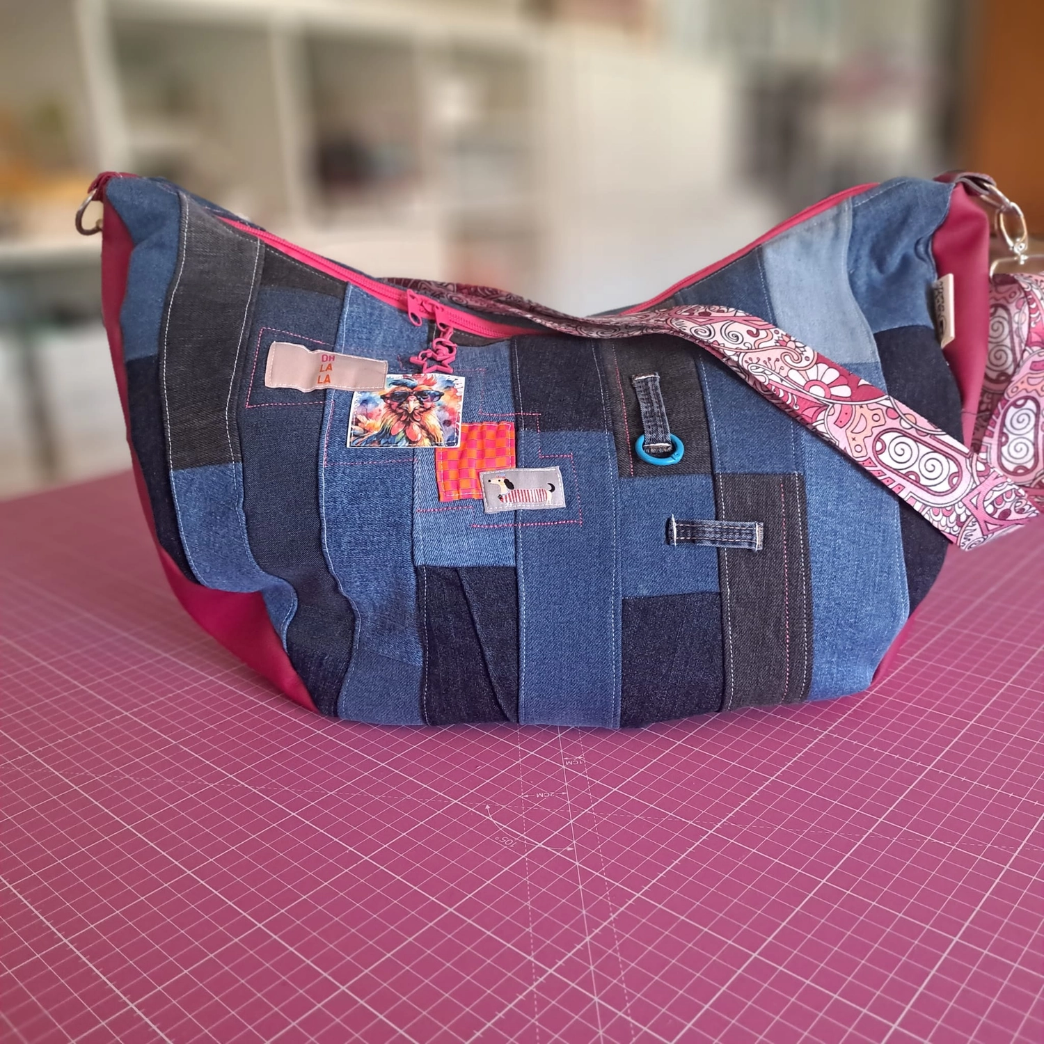 ta.tz creativ, Wohnmobil auf eine Tasche gestickt
